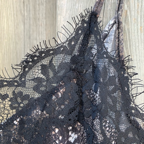 ✖️SOLD✖️ NWT | ZARA Snake-print Camisole Tank - Picture 6 of 10